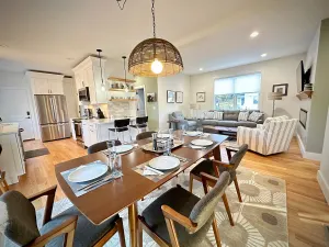 Image of Gorgeous Getaway