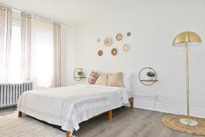 Image of cozy Boho, pet/family near downtown & hospital