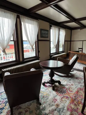 Image of Virginia's Apartment/ apartment 1