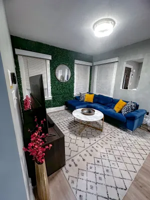 Image of Cozy Charming Retreat•Next to EWR, MSU & NYC!