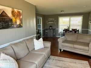 Image of Pioneer King Suite #3