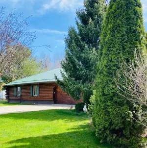 Image of Log Cabin Haus Pumpkinvine Trail, Shipshewana