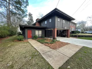 Image of Coosa Courtside