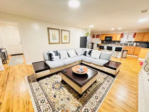 Image of Spacious home close to everything in Memphis