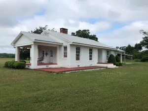 Image of Hilltop Retreat