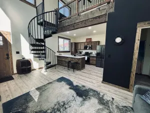 Image of Big Bear near Canyon Lakes