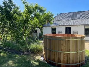 Image of Perfect for groups & families gateway to Tasmania