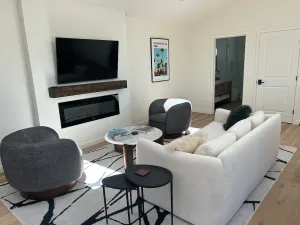 Image of "The Best" Jacuzzi View Luxury Private Guest House