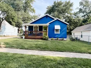 Image of Colorful Cottage close to UCM