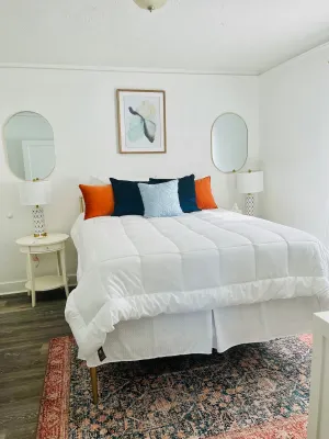 Image of “Blue Cottage Brand New”-No Pets