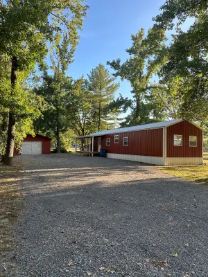 Image of Lakeside Lodge