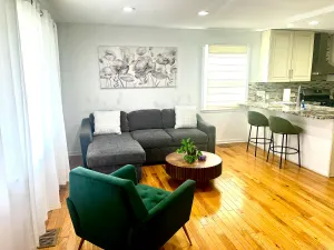 Image of Cozy Home near O'Hare & fun Hubs