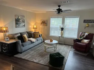 Image of Cute & Cozy FL Home