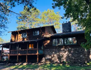 Image of Tall Pines Log Cabin Retreat with Horse Lodge