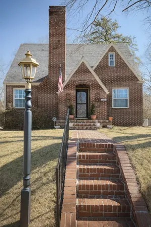 Image of Walk to Downtown & Longwood, close Hampden-Sydney