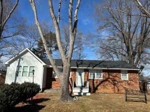 Image of House in North Chesterfield