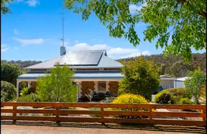 Image of Clare Cottage with 3 King Suites