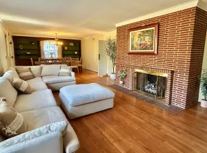 Image of Spacious 3 bd Home with Office, GameRoom & Balcony