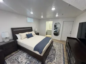 Image of Centrally Located Basement Studio Apartment