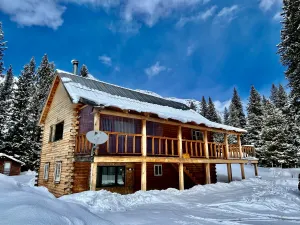 Image of Amphitheater Mountain Cabin