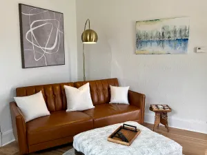 Image of Recently Renovated Charming Cottage