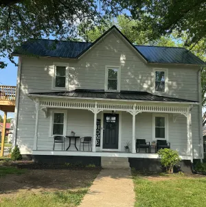 Image of 2 bedroom Downtown Greeneville Park Place