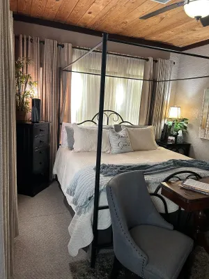 Image of Bow-wood Suite @ BoisD’Arc Bungalow & Suites  - Rustic/Romantic Getaway