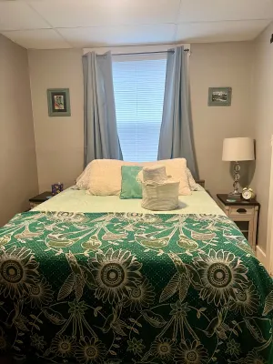 Image of Mt Marathon Charm Historic Downtown