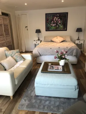 Image of Petite Provence Cottage