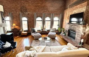 Image of Top floor heart of downtown historic architecture