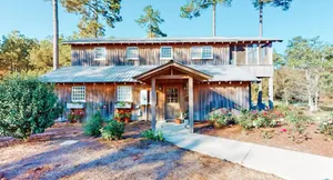 Image of Rustic guesthouse in Tifton