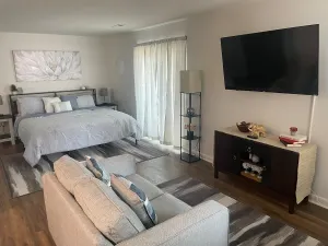 Image of Mid city huntsvegas studio