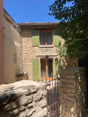 Image of Modern village house with heated swimming pool and superb view of the Luberon.