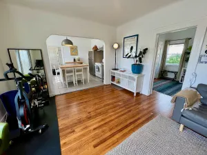 Image of Cozy & Comfy Minutes to Levi’s, SCU, Tech Co. & SJC