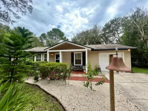 Image of Cumberland Cove Home away from Home- 1mi to Beach