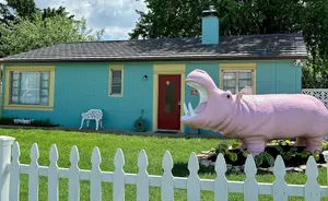 Image of The HIPPO House! All 1950s Mini-Golf! MCM Lustron