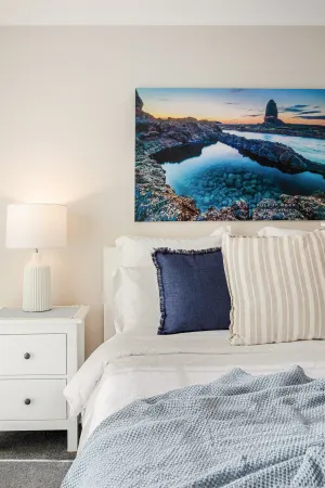 Image of Summery 4BR Home by Mel Airport, CBD & Watergardens