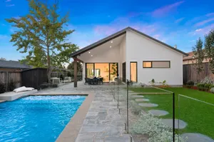 Image of Private Coastal Oasis - Long Jetty