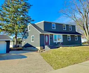 Image of *LARGE 6BR 3Ba House* 3min Mayo