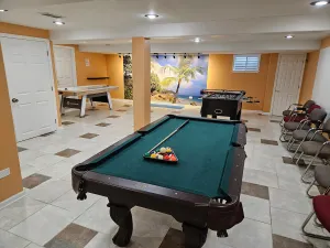 Image of Big Family Home, 4King Beds, Sleep22, Safe area