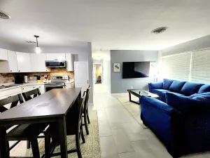 Image of Blue Door House !