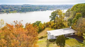 Image of Modern/lux suite on Hudson Riverfront w/views!