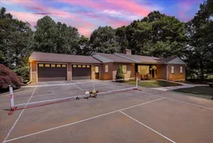 Image of Relaxing Amish Country Escape in Lancaster County