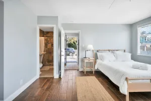 Image of Manhattan Beach Guest Suite
