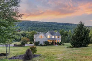 Image of Malkita Terra -Earthly Elegance