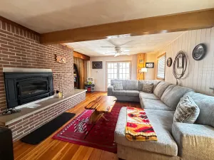 Image of NickelPlate Beach House w Street Legal Golf Cart