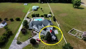 Image of Country Living Guest House (Upstairs/Downstairs)