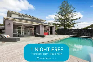 Image of Tyrone Beachside Luxury - Home Theatre Study