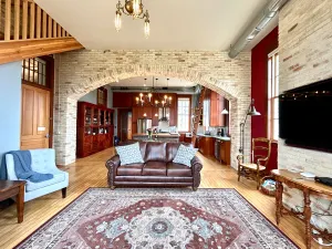 Image of 4 Bedroom/3 Bath Grand Condo in the Commons