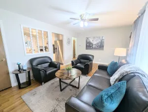 Image of ★Northside Charmer★☀️Nice Patio⚡WiFi ♥ Long Stays!